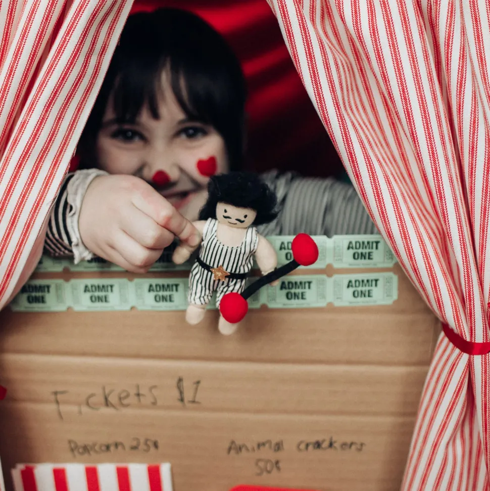 Fashion Olli Ella Holdie Circus Folk - Samson the Strongman
