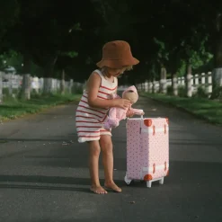 New Olli Ella See-ya Suitcase - Strawberry